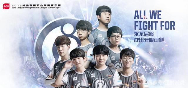 与什琴斯尼 与什琴斯尼