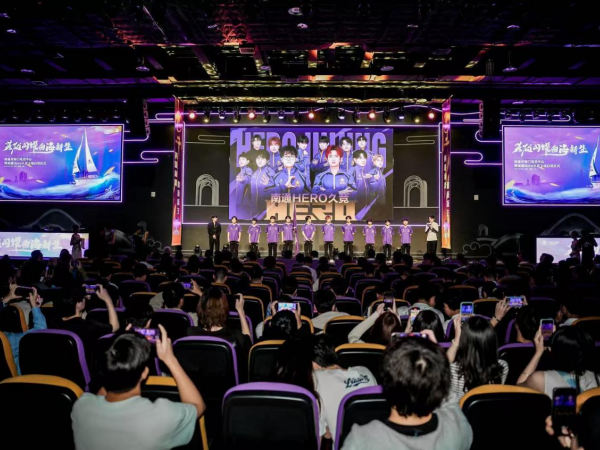 此时一张红 此时一张红