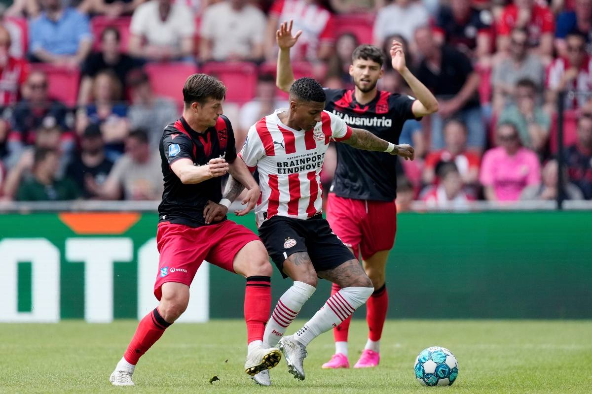 定义比赛上 定义比赛上